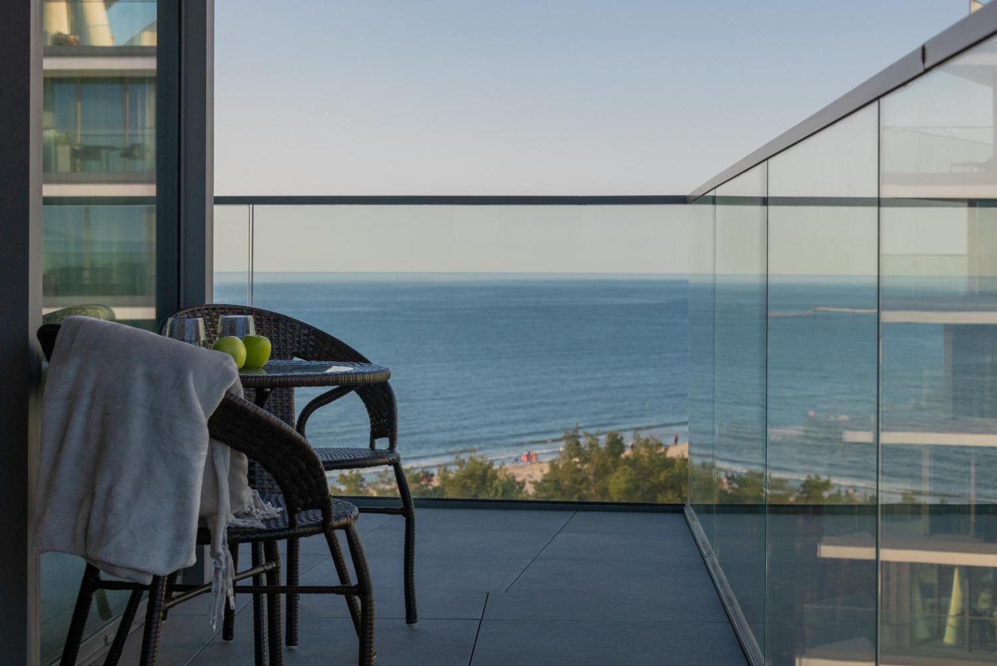Royallux Apartment Waves Resort & Spa - Sea View From Balcony By Renters Prestige Miedzyzdroje Eksteriør bilde