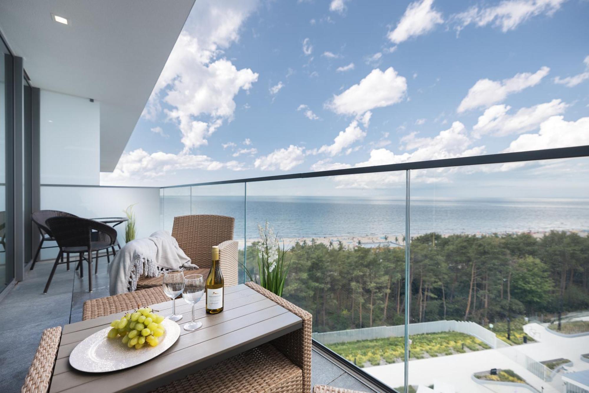 Royallux Apartment Waves Resort & Spa - Sea View From Balcony By Renters Prestige Miedzyzdroje Eksteriør bilde